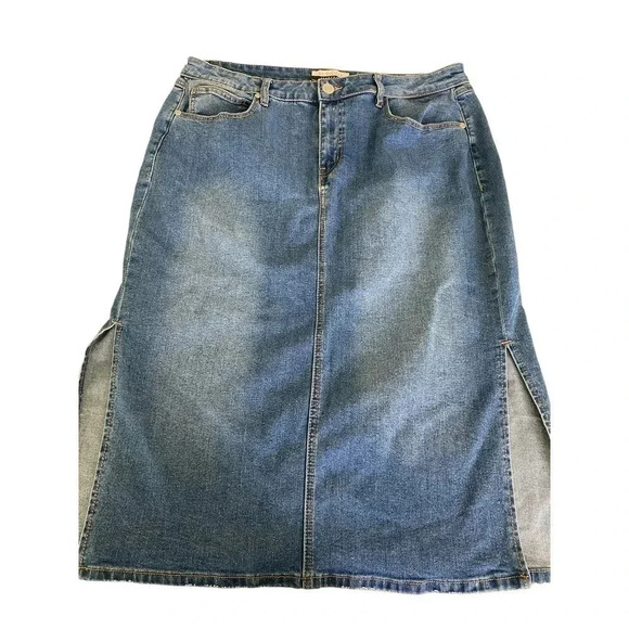 ELOQUII Elements Women’s Blue Denim Jean  Skirt Size 16 - Picture 1 of 3